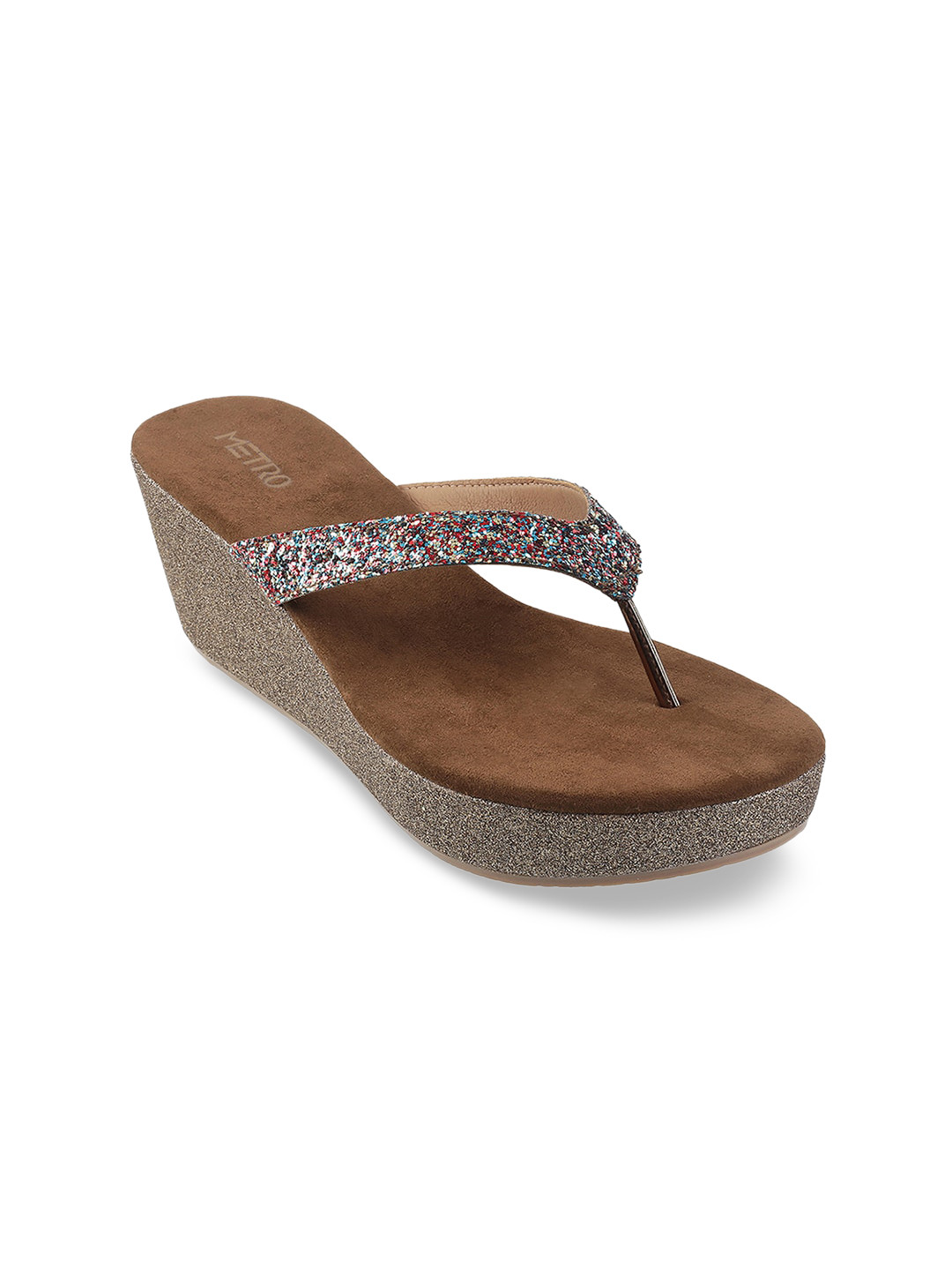 

Metro Gold Wedge Woven Design Sandals