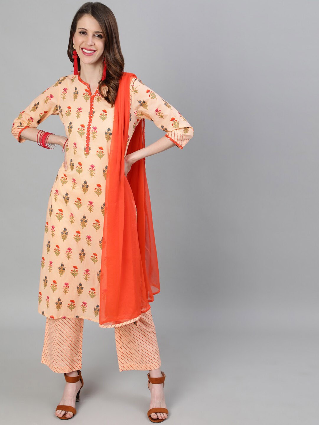 

Jaipur Kurti Women Peach Ethnic Motifs Printed Pure Cotton Kurta with Palazzos & With Dupatta