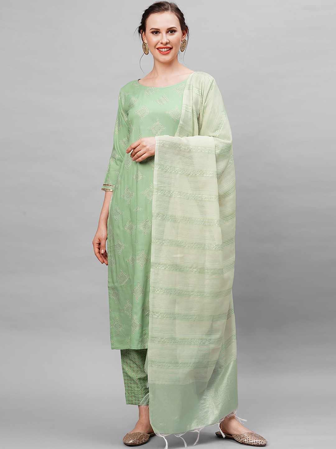 

Indo Era Women Green Foil Printed Pure Cotton Kurta with Trousers & With Dupatta