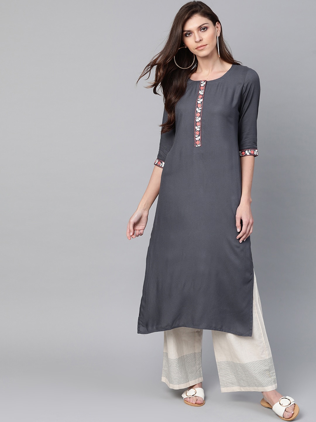 

Libas Women Thread Work Kurta, Charcoal
