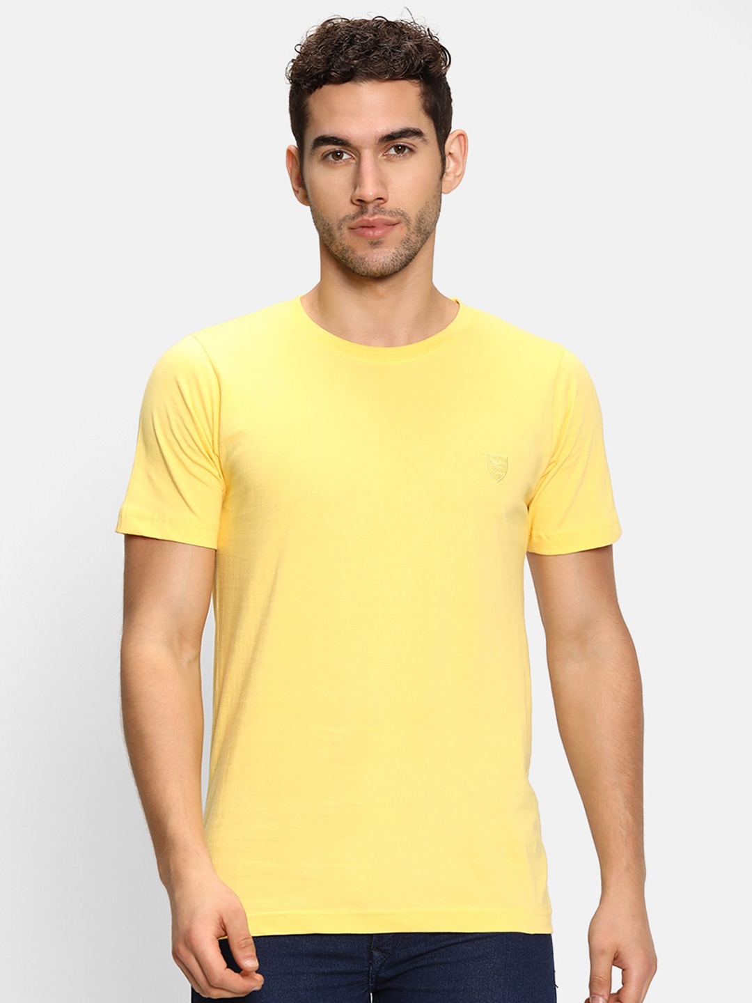 

V2 Value & Variety Men Yellow Solid Cotton T-shirt