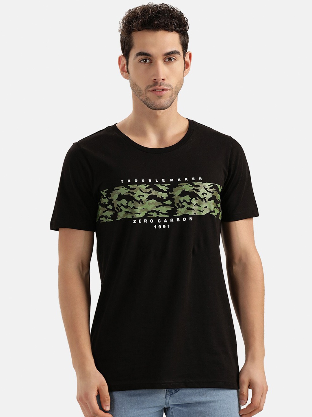 

V2 Value & Variety Men Black Camouflage Printed T-shirt