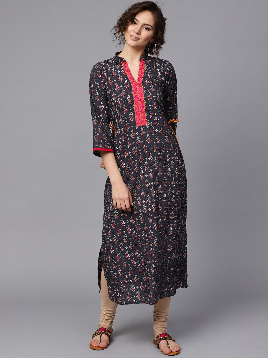 

GERUA Women Charcoal Grey Printed Kurta