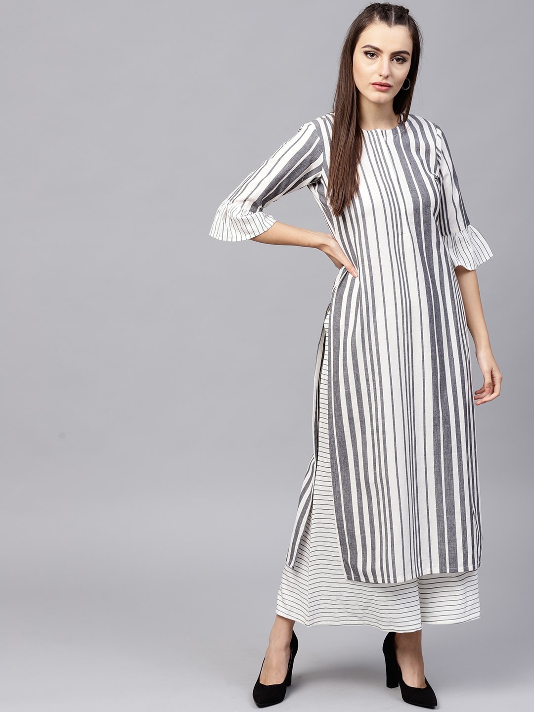 

GERUA Women Grey Striped Pure Cotton Kurta with Palazzos