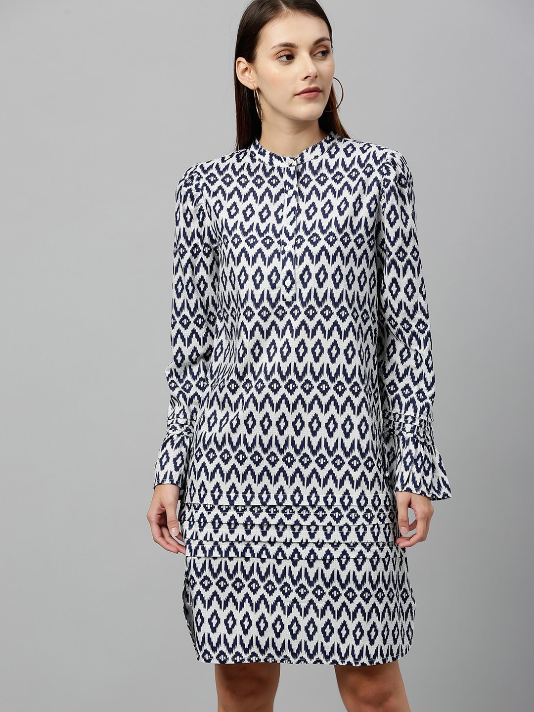 

SCOUP White & Navy Blue Tie-Up Neck Cotton Sheath Dress