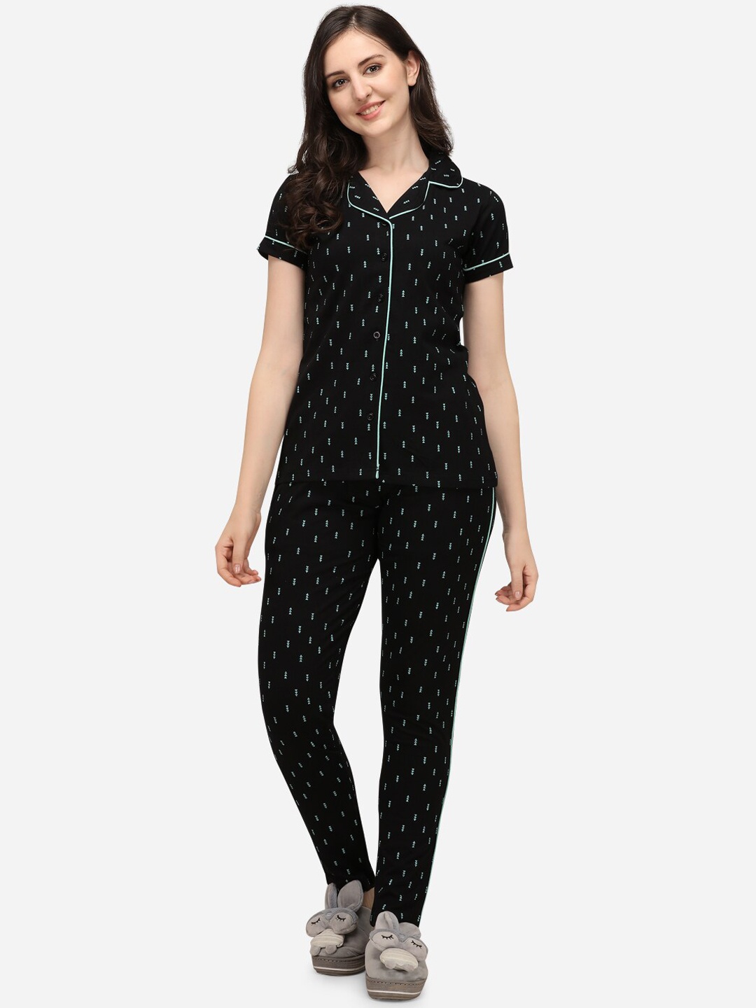 

Lenissa Women Black & Turquoise Blue Printed Night Suit