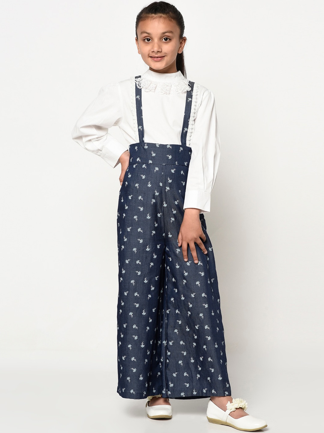 

BLANC9 Girls Blue & White Floral Printed Denim Trousers