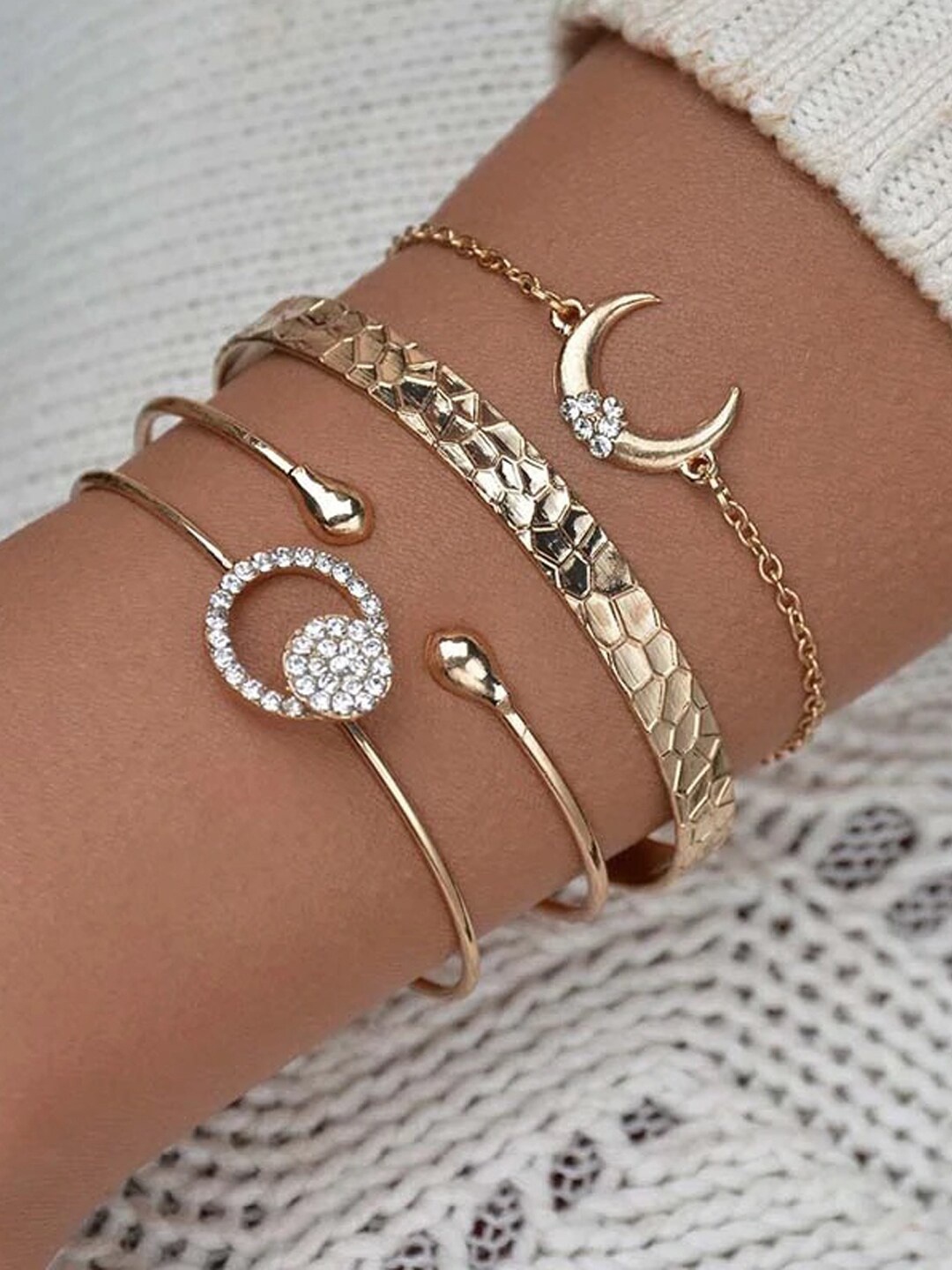 

Shining Diva Fashion Women 4 Cubic Zirconia Gold-Plated Charm Bracelet