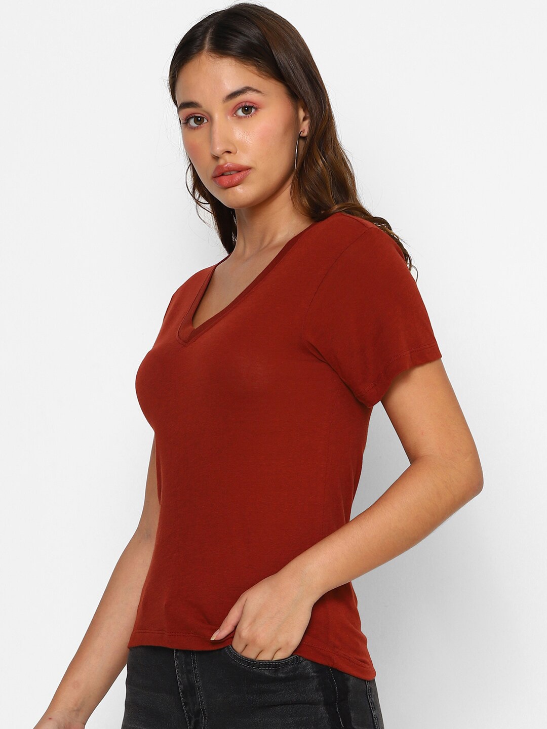

FOREVER 21 Maroon Solid V- Neck Regular Top