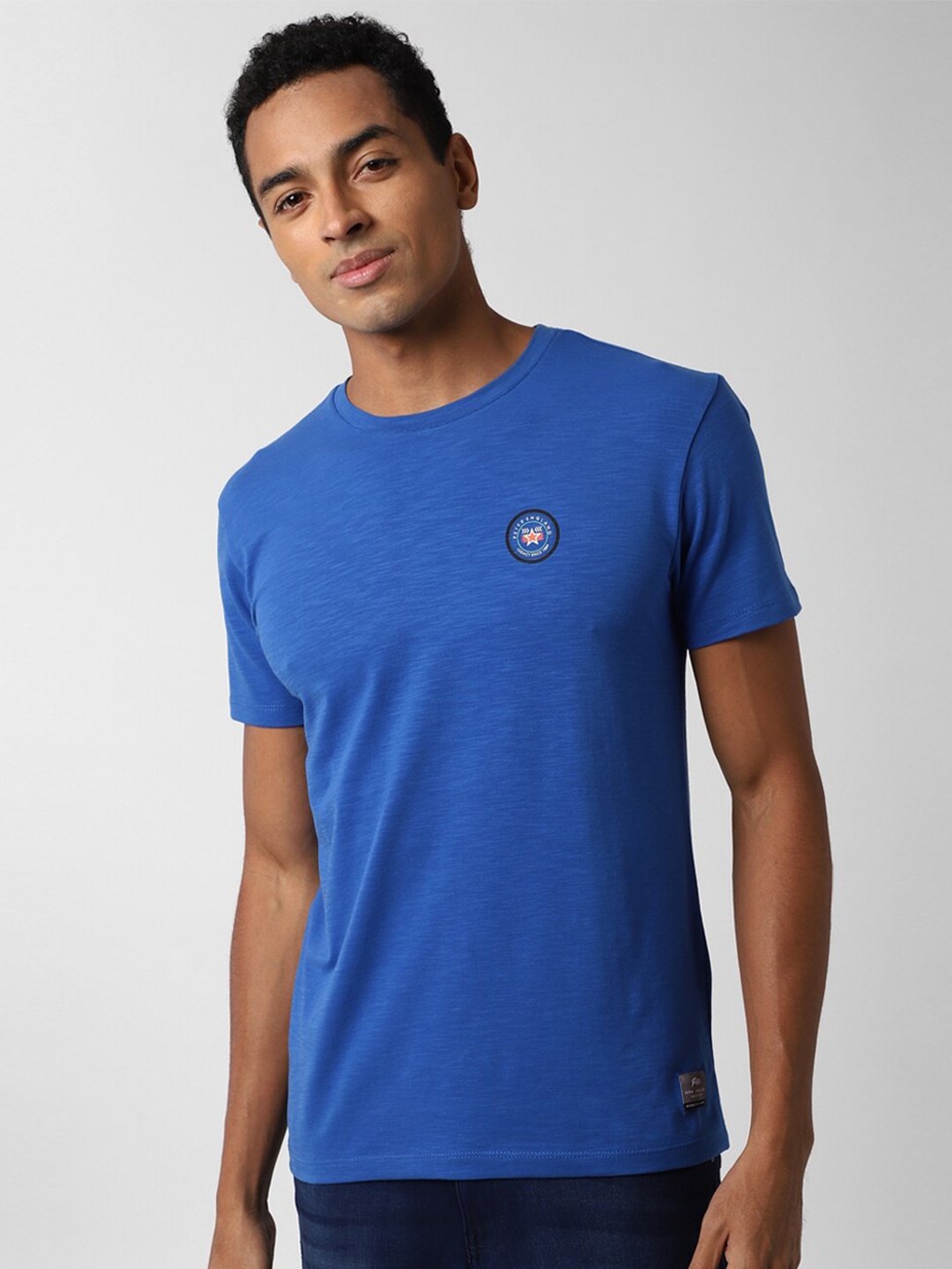 

Peter England Casuals Men Blue Slim Fit T-shirt
