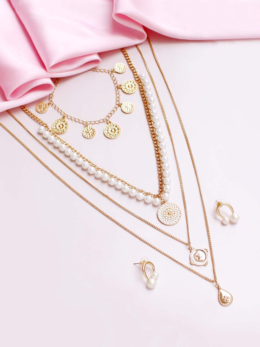 

Runway Ritual Gold-Toned & Off White Pearl Beaded Jewellery Set
