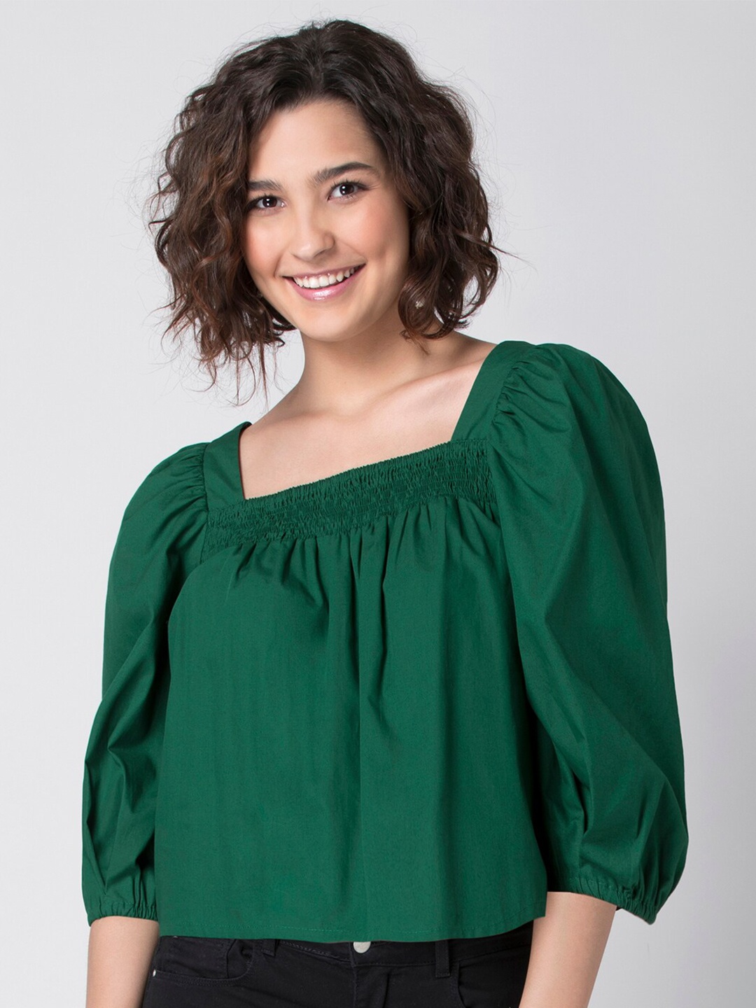 

FabAlley Green Solid Puff Sleeve Crop Top with Smocked Neckline