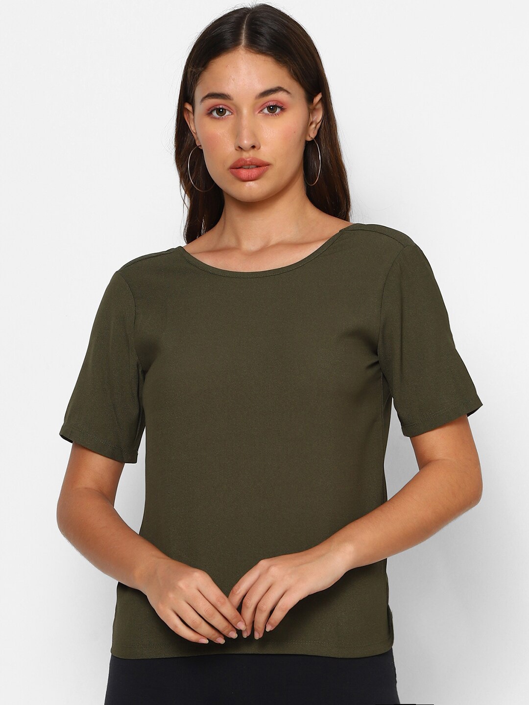 

FOREVER 21 Green Solid & Back Twisted Regular Top