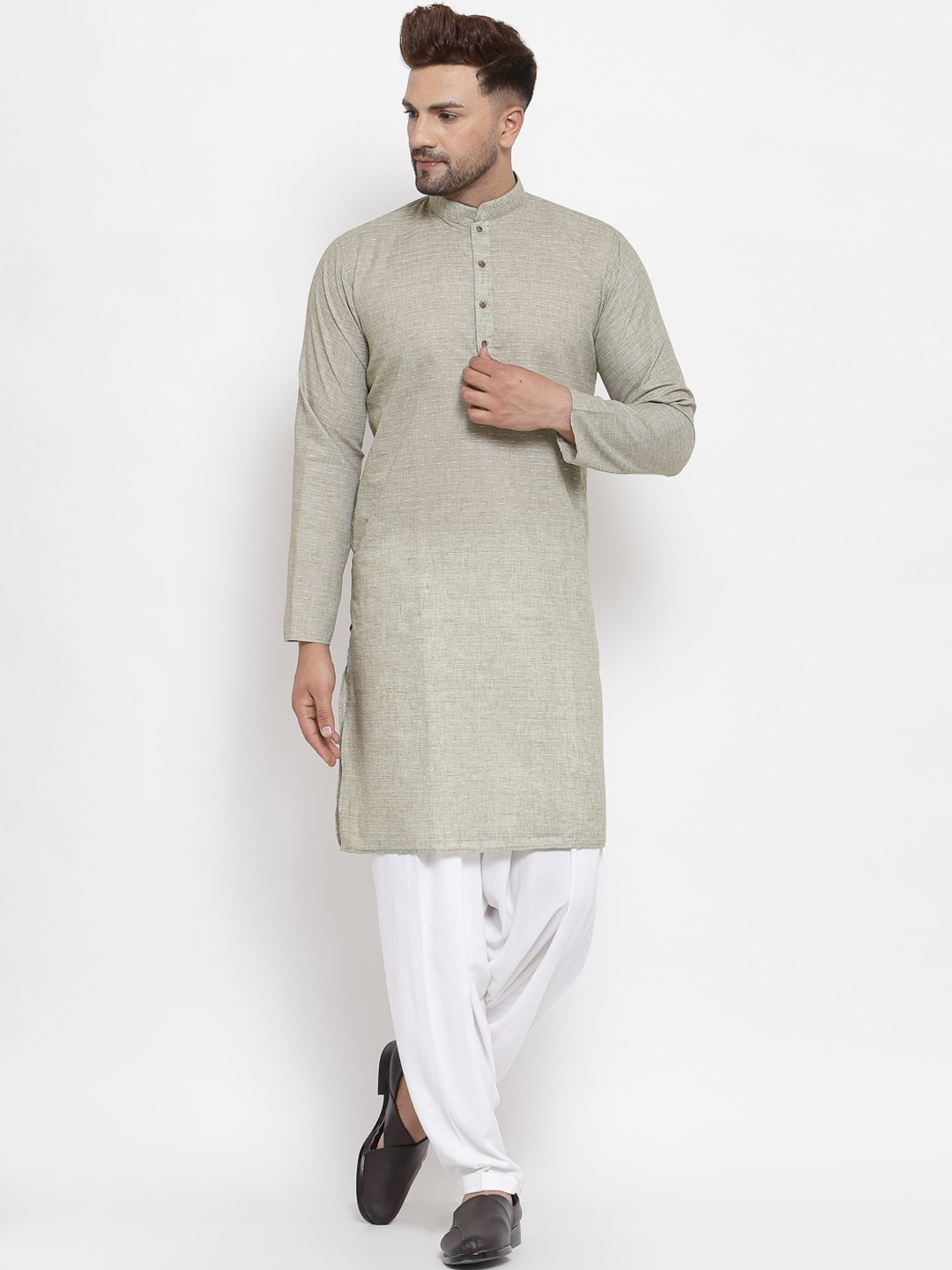 

MAXENCE Men Green Linen Kurta with Pyjamas