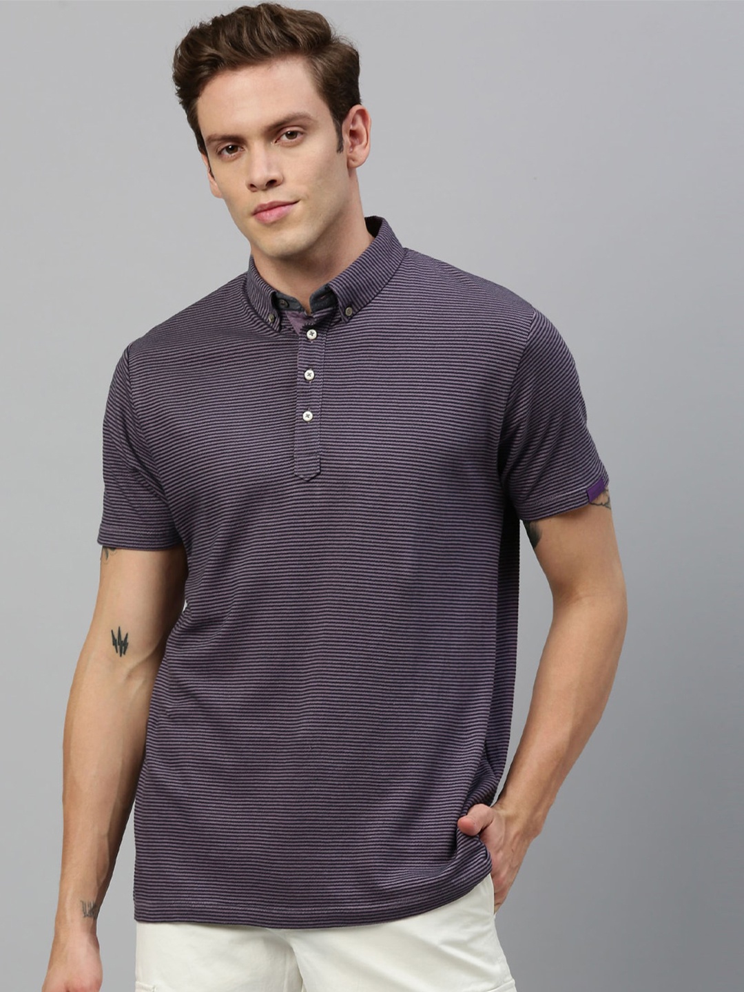 

RARE RABBIT Men Purple Slim Fit T-shirt