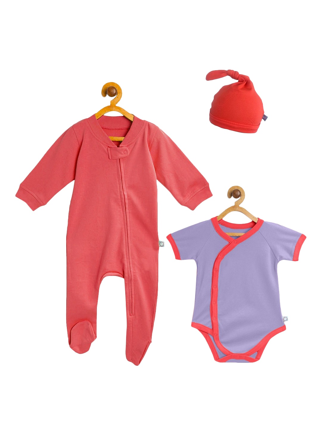

cherrytoes Infants Red & Lavender Premium Cotton Sleepsuit & Rompers & Beanie Cap