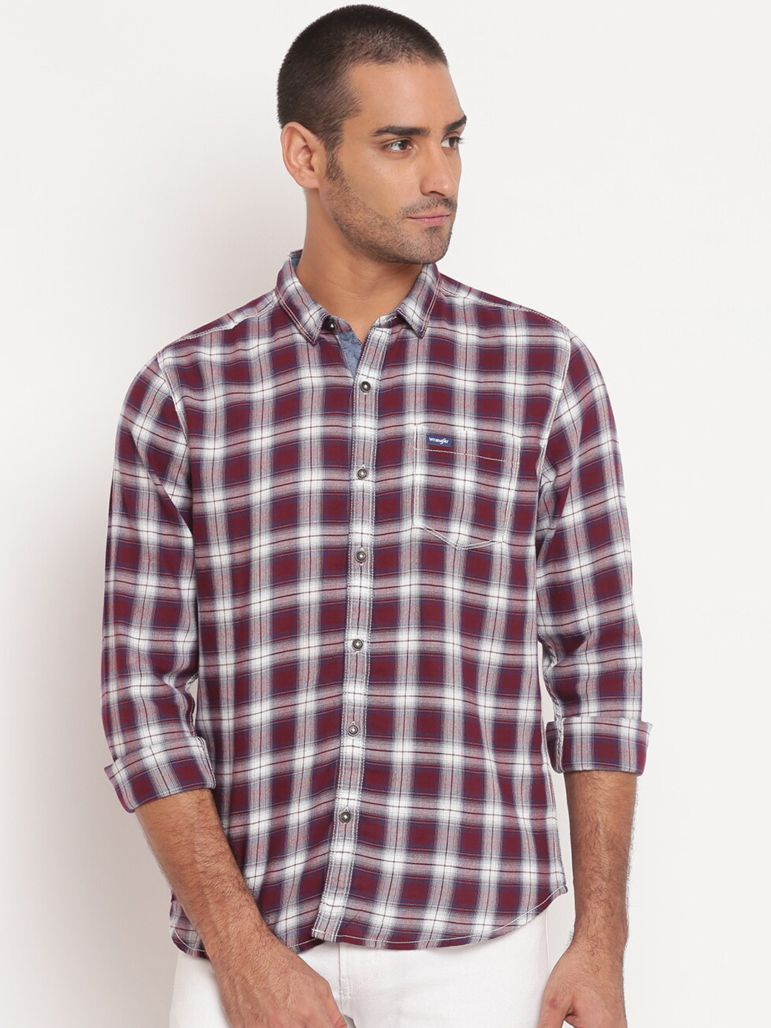 

Wrangler Men Maroon Checked Casual Shirt