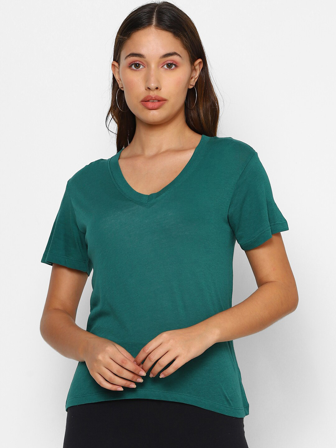 

FOREVER 21 Green V-Neck Regular Top