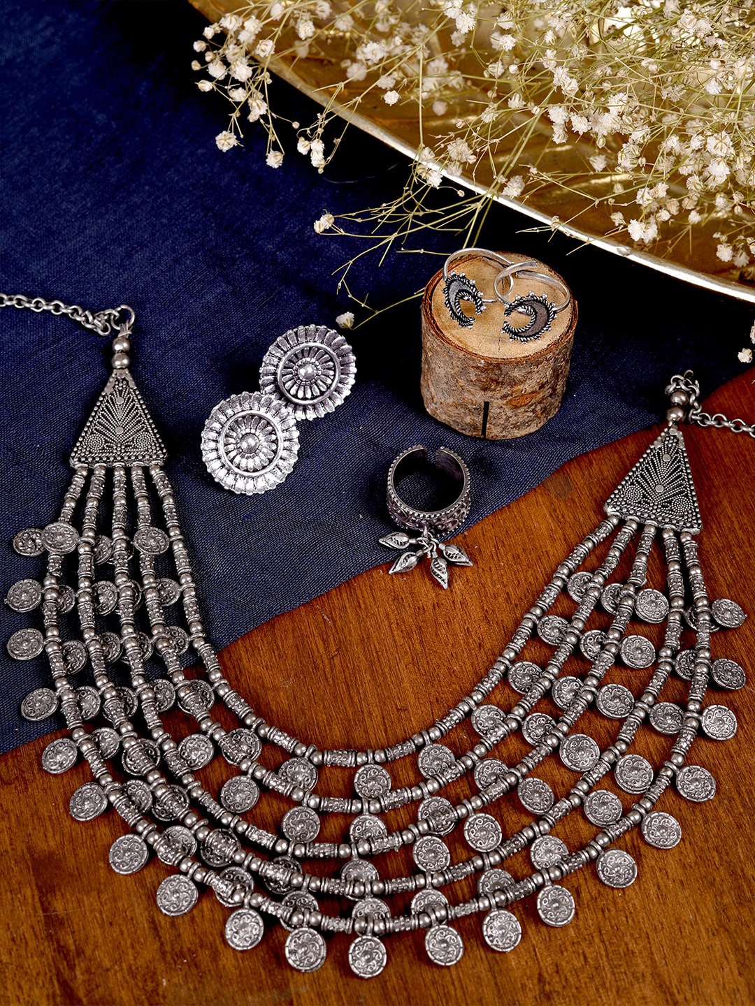 

TEEJH Oxidised Silver-Plated Artificial Beads & Stone-Studded Aarvi Jewellery Set