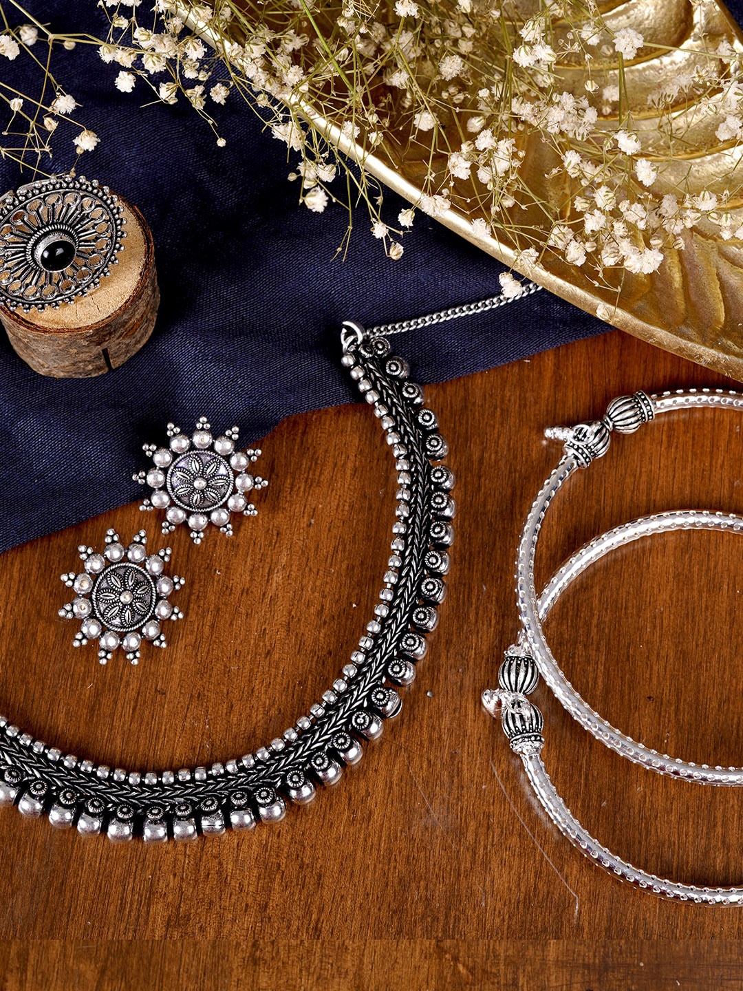 

TEEJH Oxidised Silver-Plated Artificial Beads & Stone-Studded Aarvi Jewellery Set