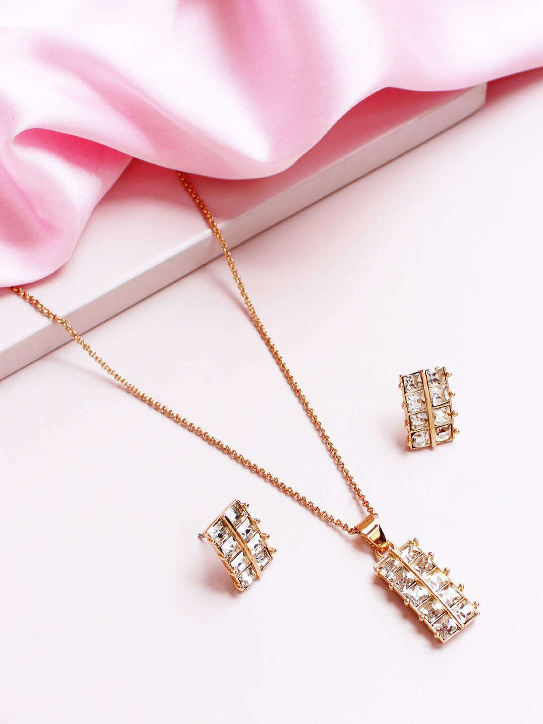 

Runway Ritual Gold-Plated White Crystal-Studded Handcrafted Jewellery Set