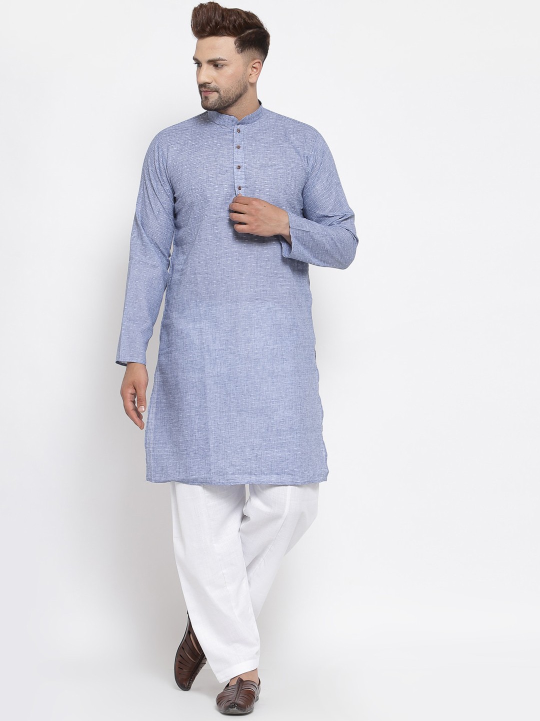 

MAXENCE Men Blue Linen Kurta with Pyjamas