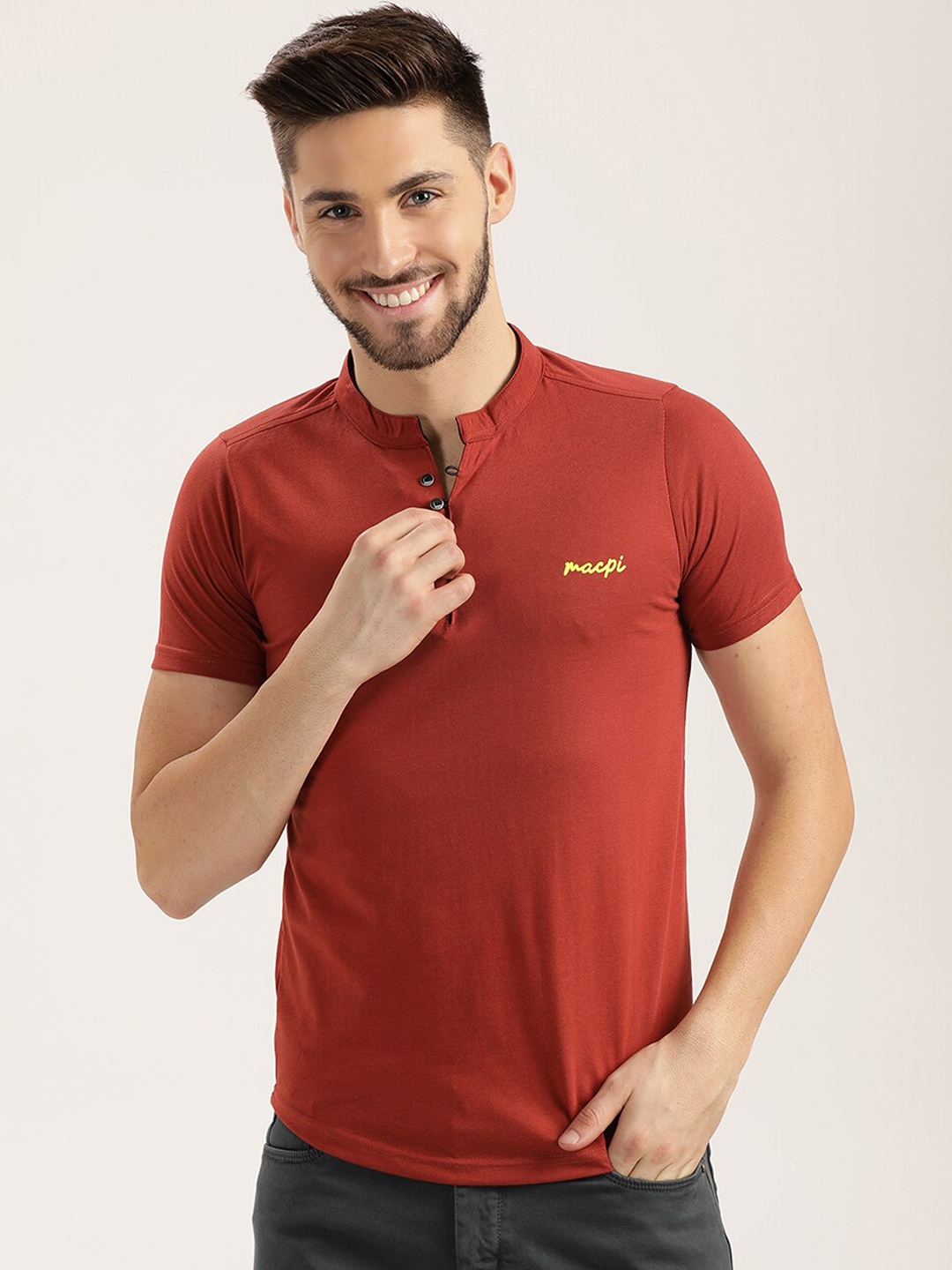 

V2 Value & Variety Men Orange Henley Neck Applique Slim Fit T-shirt