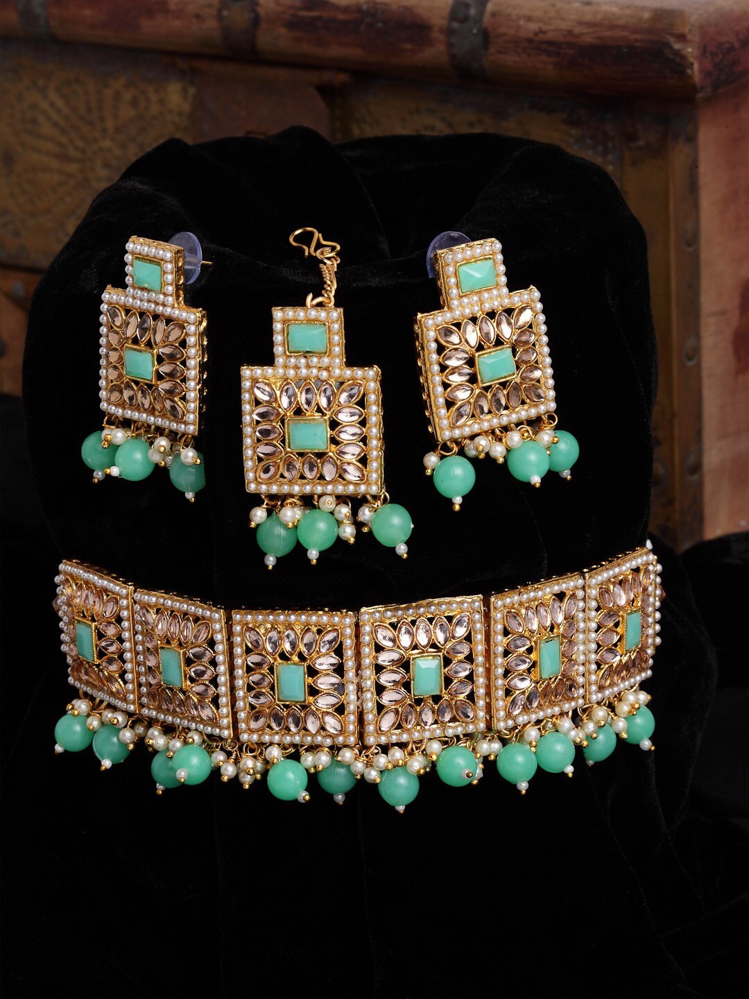 

Shining Diva Gold-Plated White & Green Kundan Studded & Beaded Jewellery Set