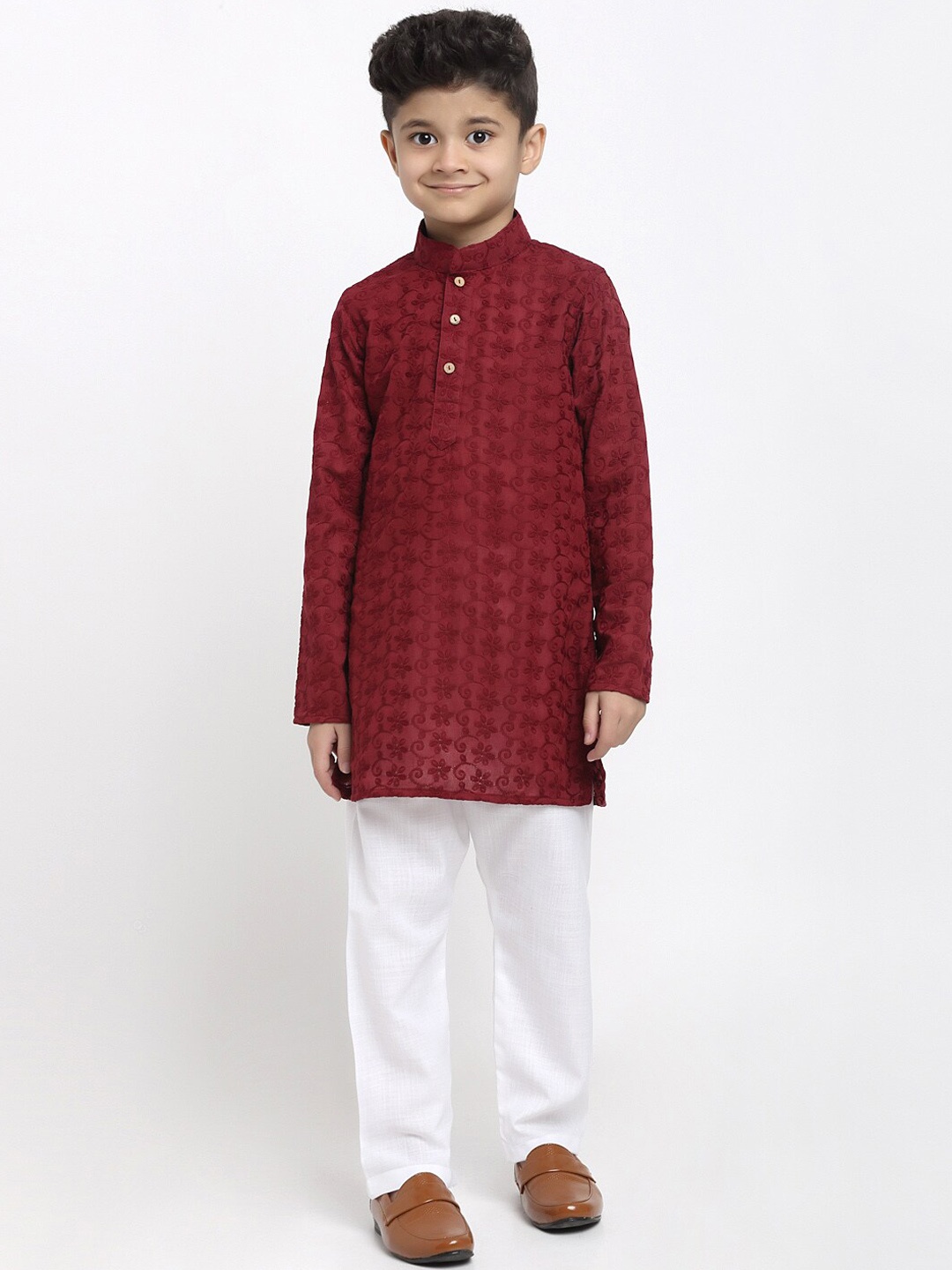 

TREEMODA Boys Maroon & White Floral Embroidered Thread Work Pure Cotton Kurta with Pyjamas