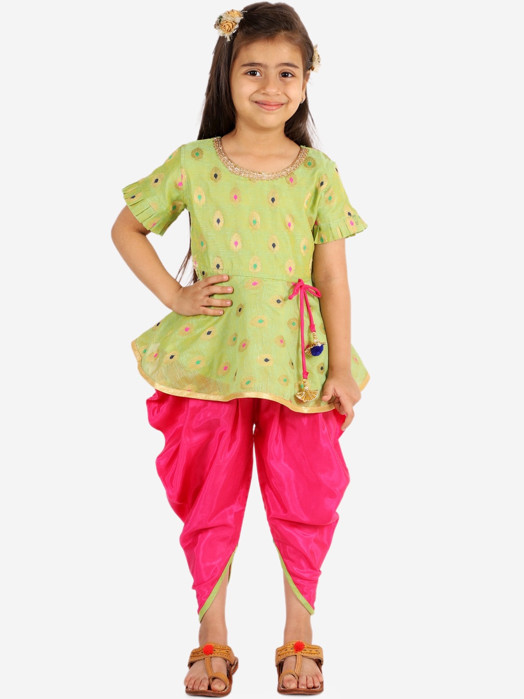 

KID1 Girls Green Ethnic Motifs Kurta with Dhoti Pants & With Dupatta