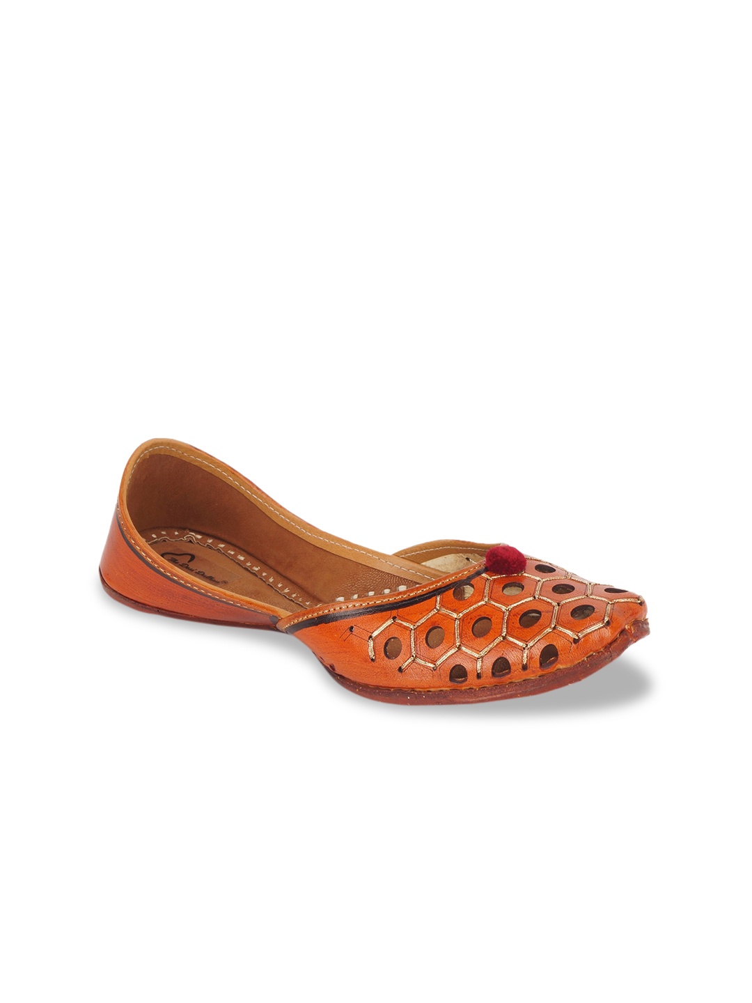 

The Desi Dulhan Women Brown Ethnic Mojaris with Laser Cuts Flats