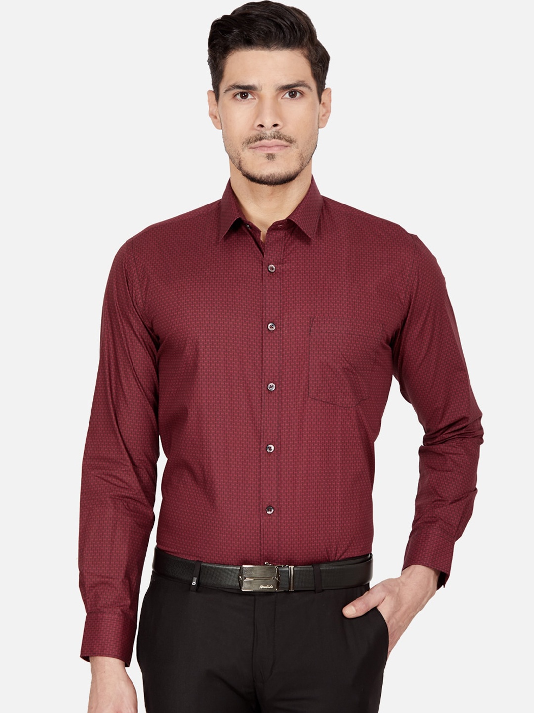 

Oxemberg Men Maroon Slim Fit Printed Formal Shirt