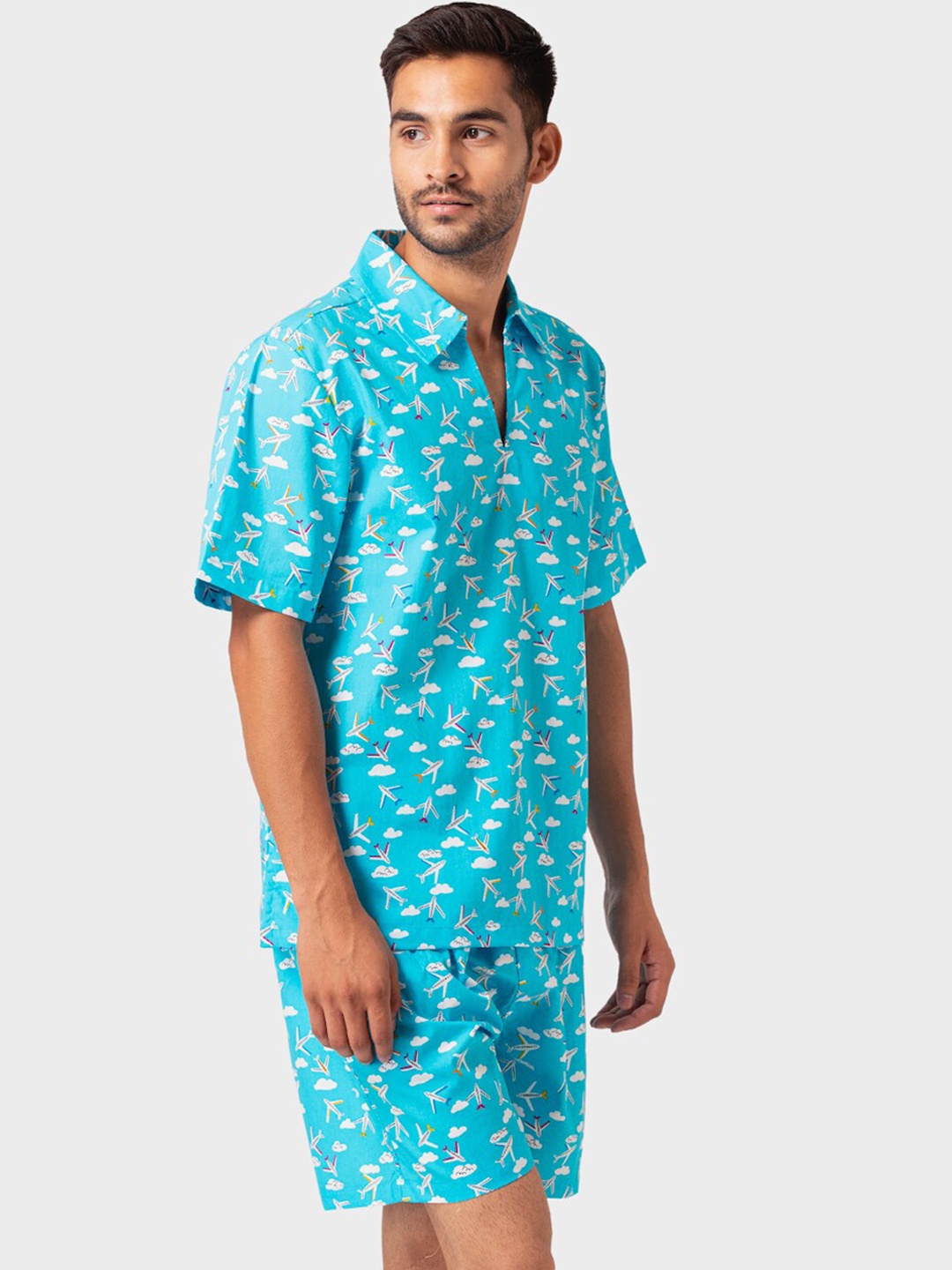 

Fluffalump Men Blue & White Printed Cotton Night suit