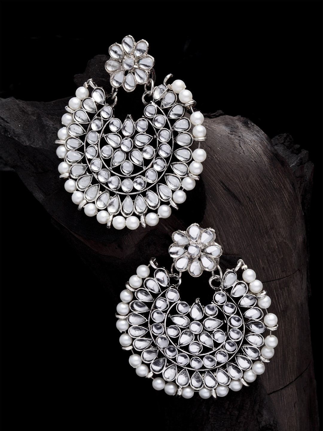 

Moedbuille White Silver-Plated Classic Chandbalis Earrings