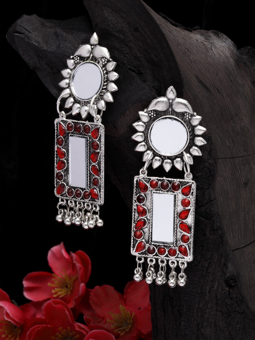 

Moedbuille Red Contemporary Drop Earrings