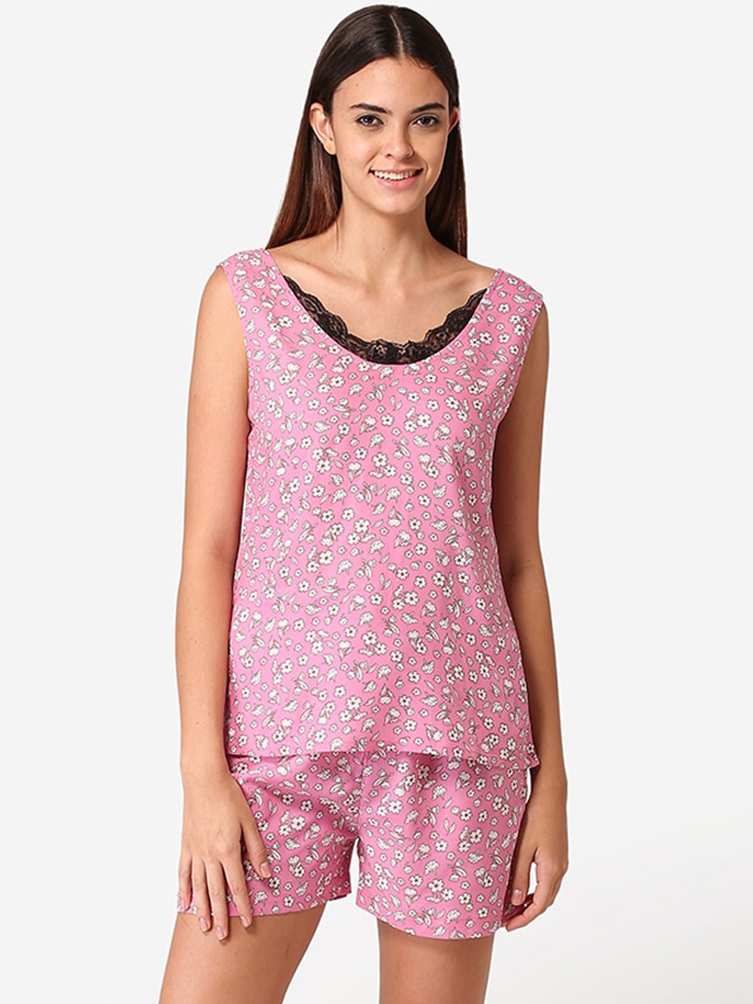 

Fluffalump Women Pink & Black Printed Night suit