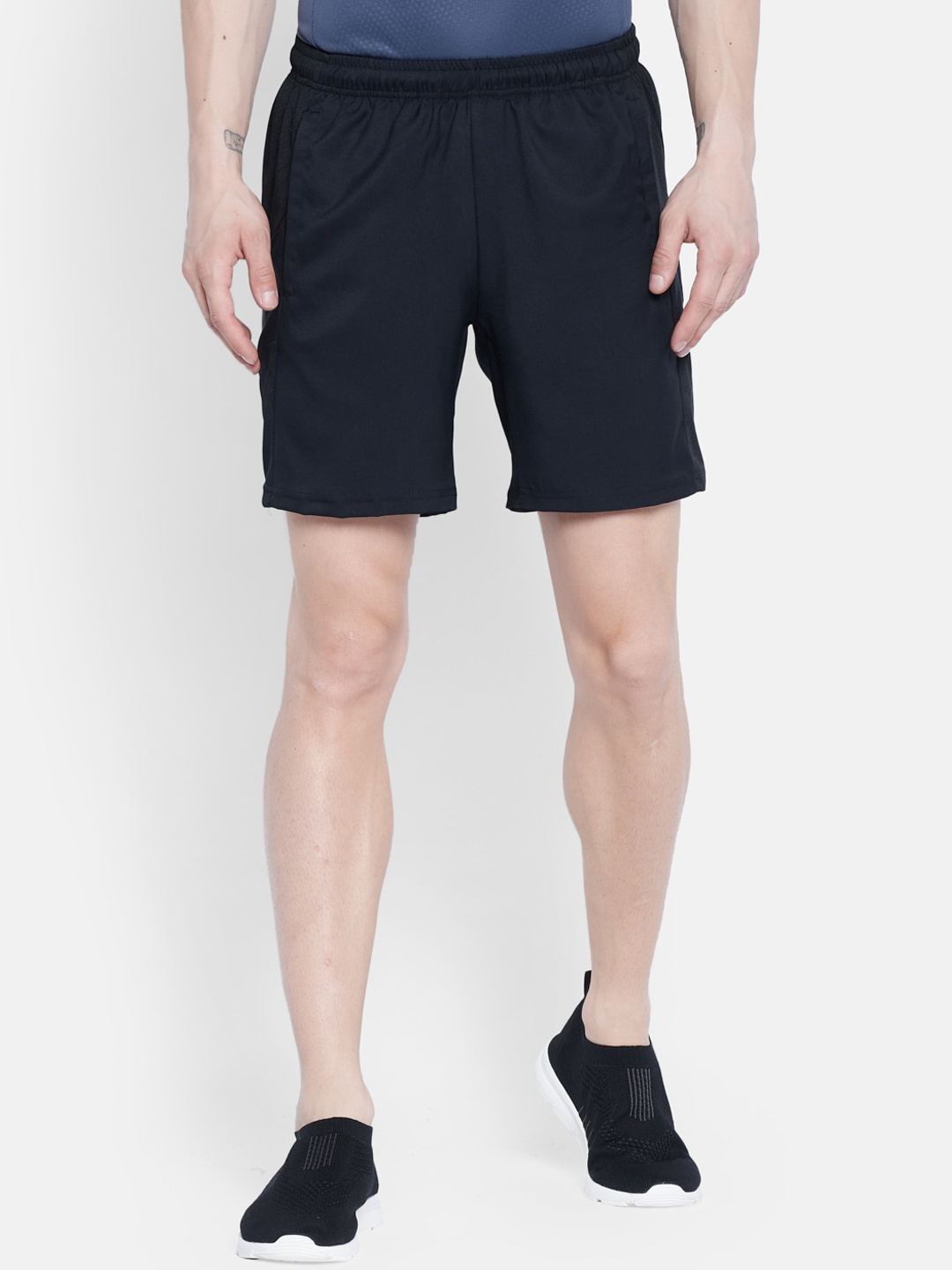 

rock it Men Black Mid-Rise Sports Shorts