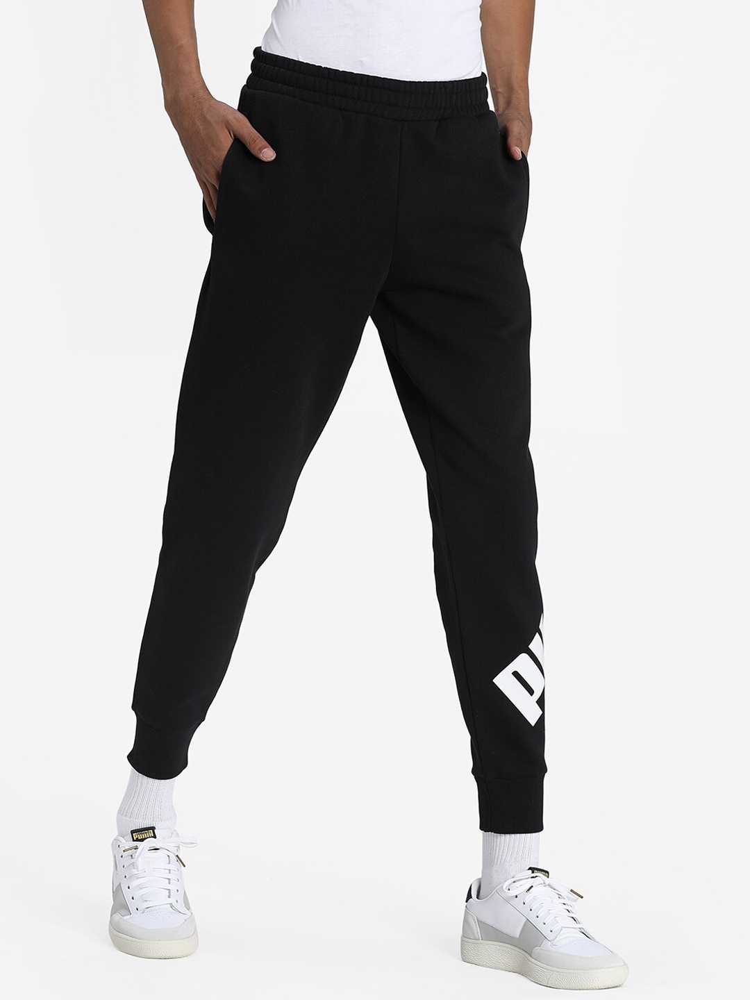 

Puma Men Black Solid Trackpant