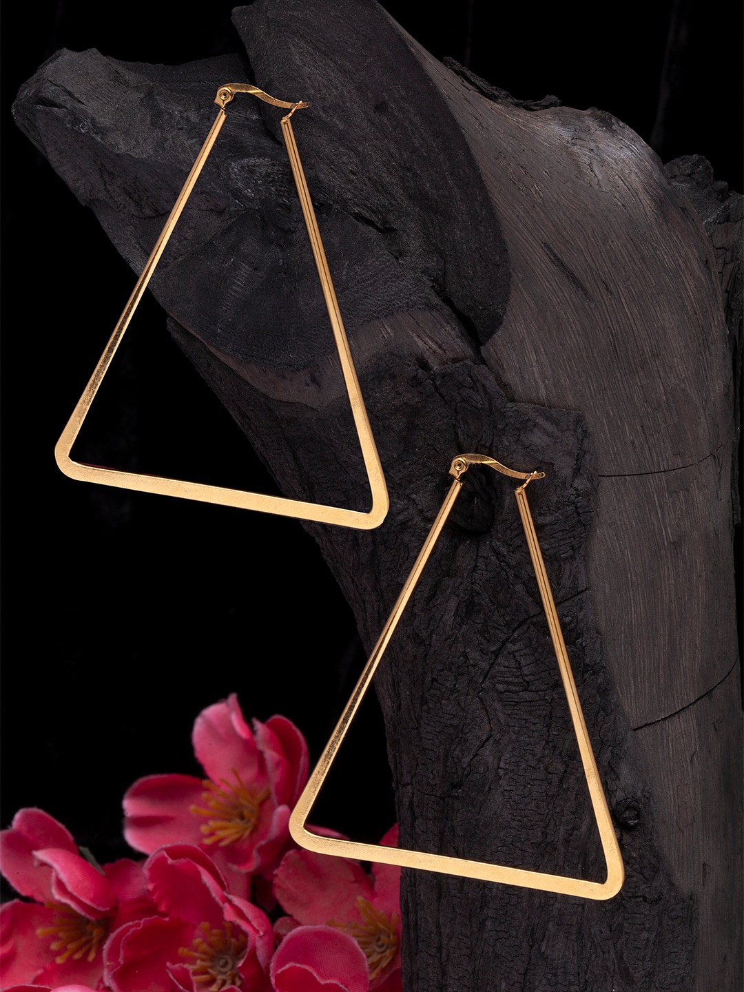 

Moedbuille Gold-Plated Geometric Hoop Earrings
