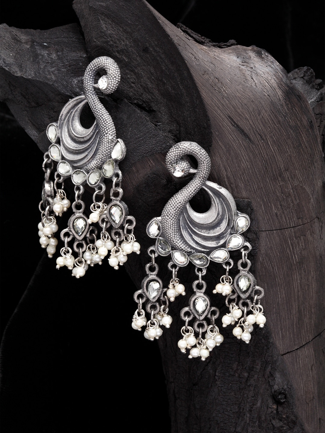 

Moedbuille Silver-Plated Peacock Shaped Drop Earrings, Metallic