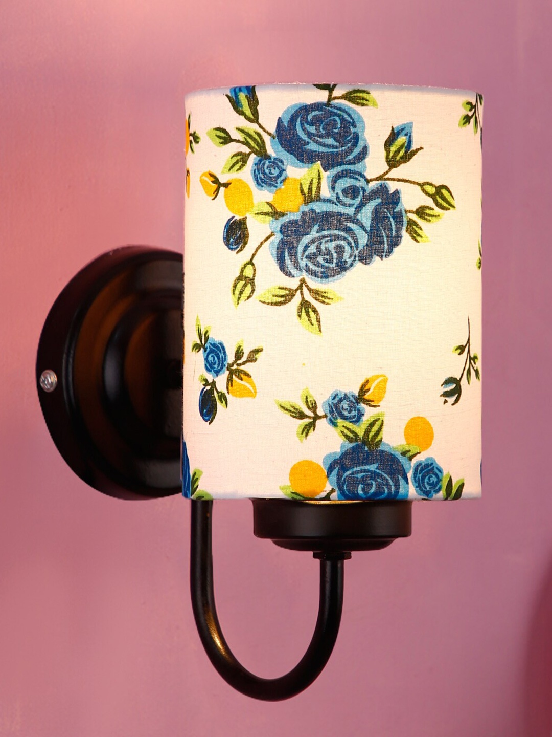 

Devansh White & Blue Printed Traditional Wallchiere Lamp