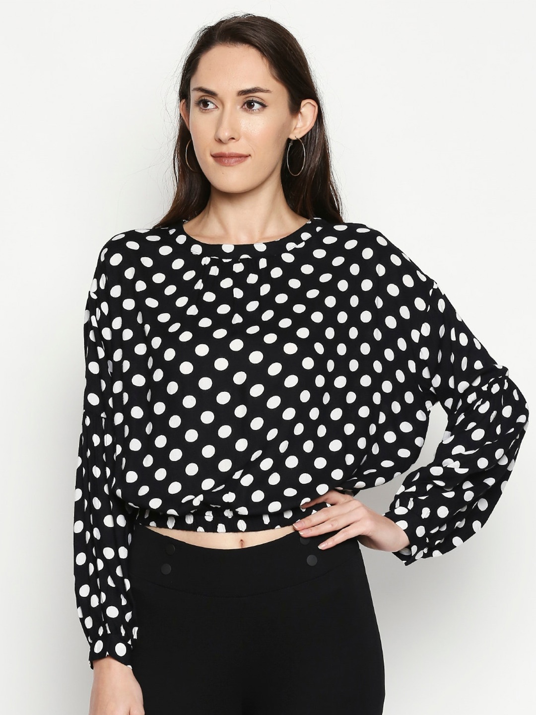 

People Black & White Puff Sleeve Blouson Crop Top