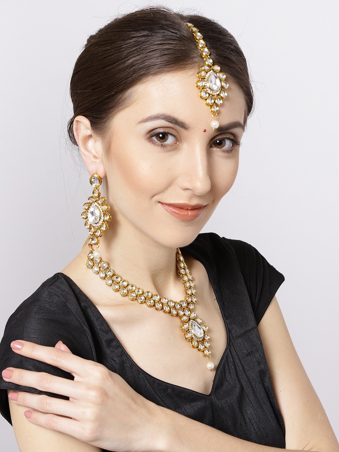 

Priyaasi Gold-Plated & White Kundan-Studded Pearl Drop Handcrafted Jewellery Set