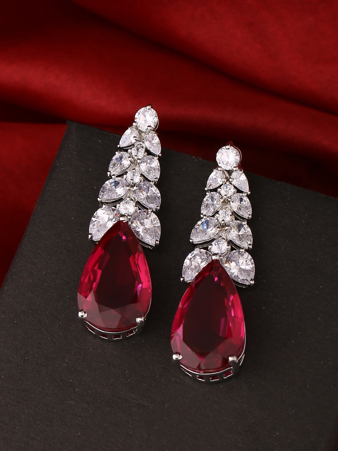 

Tistabene Silver-Toned & Red Contemporary Drop Earrings