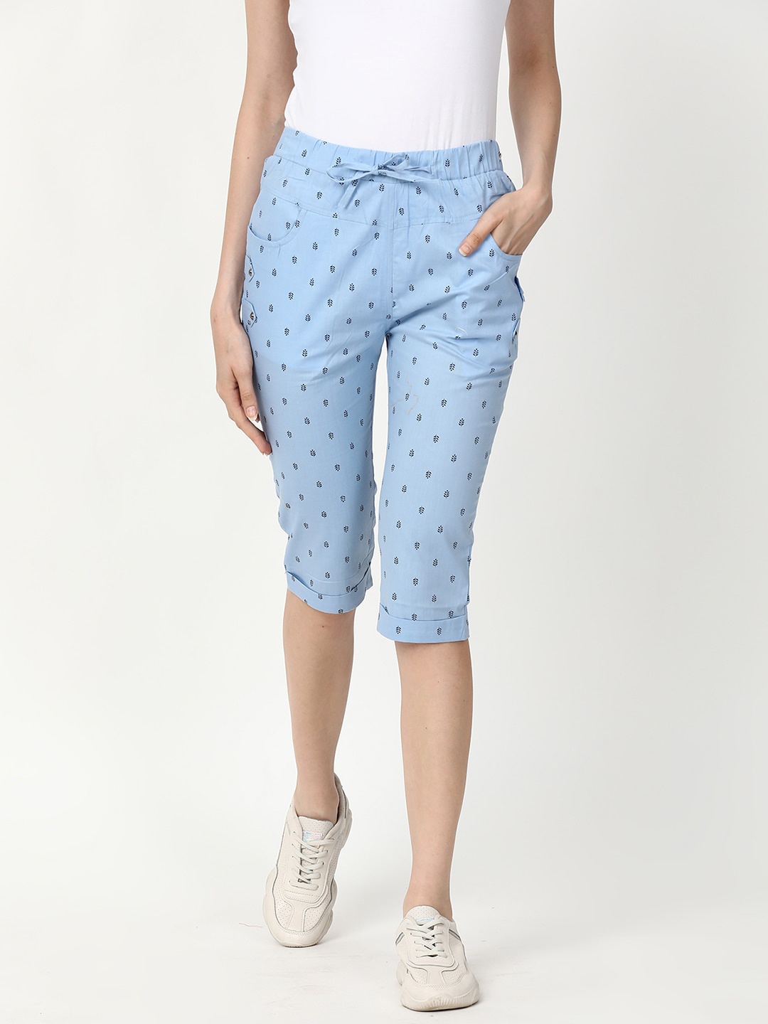 

V2 Value & Variety Women Blue Printed Capris