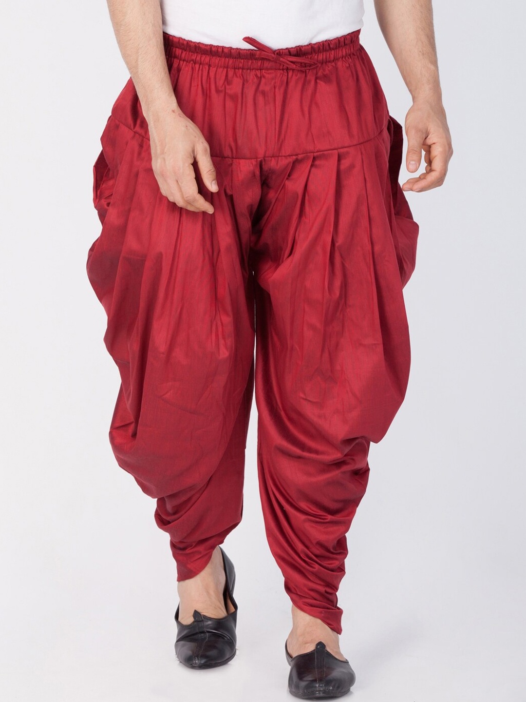 

VASTRAMAY Men Maroon Solid Pleated Dhoti Pants