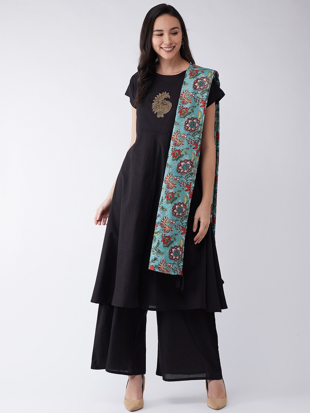 

InWeave Blue & Red Printed Pure Cotton Dupatta