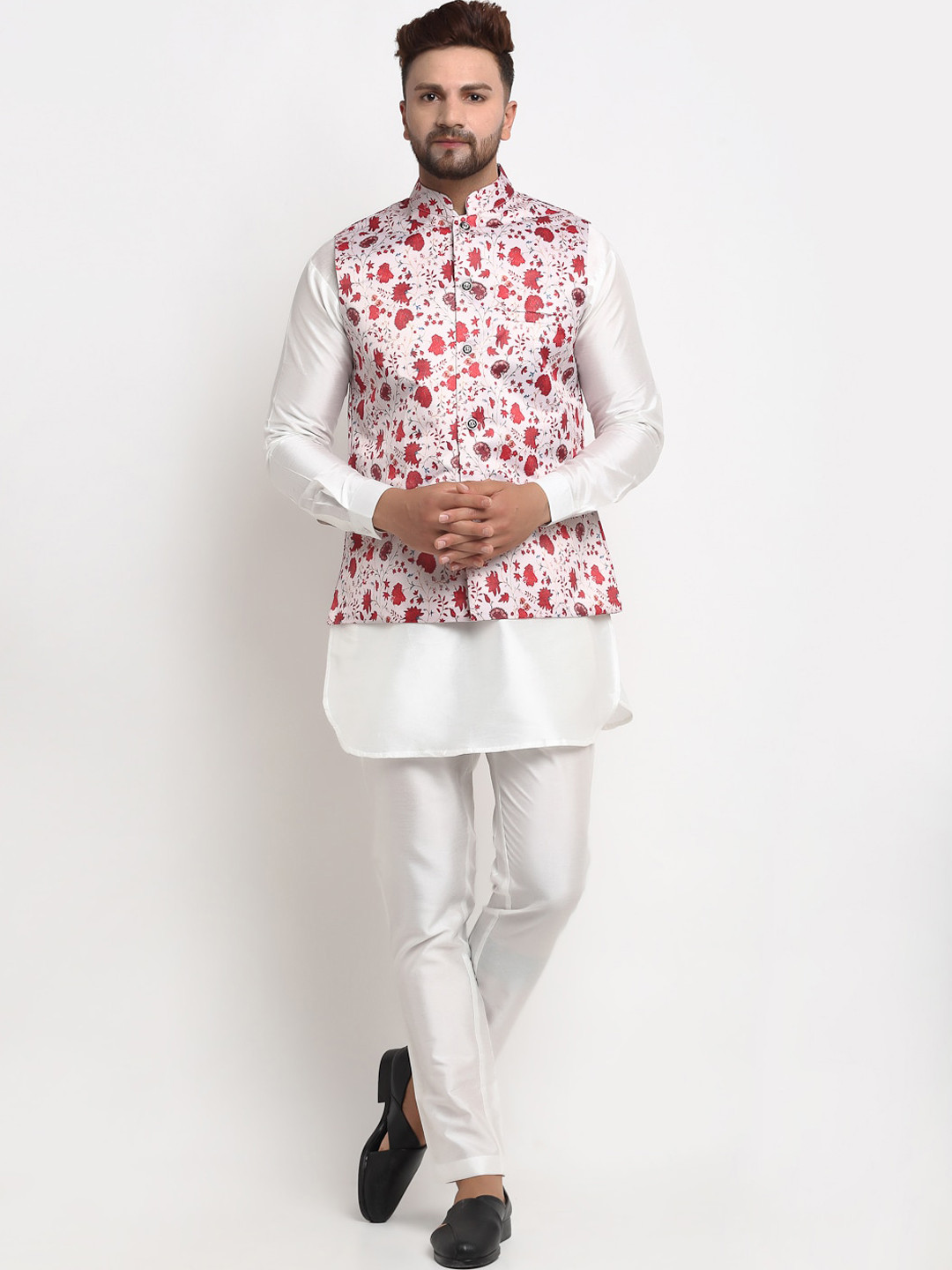 

Benstoke Men White Paisley Printed Dupion Silk Kurta & Pyjamas with Nehru Jacket