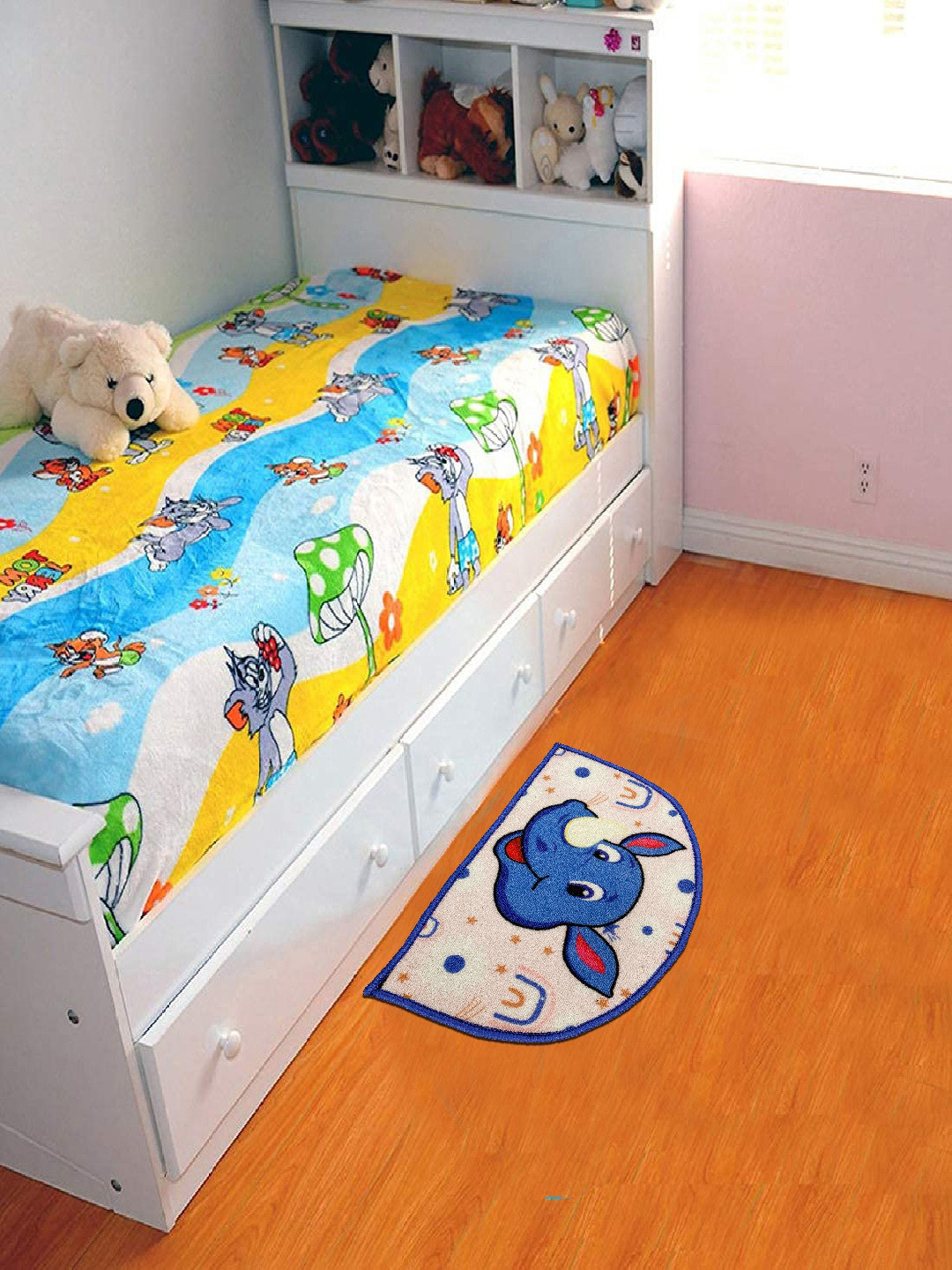 

Status Multicoloured Printed Anti Slip Floor Mat, Multi