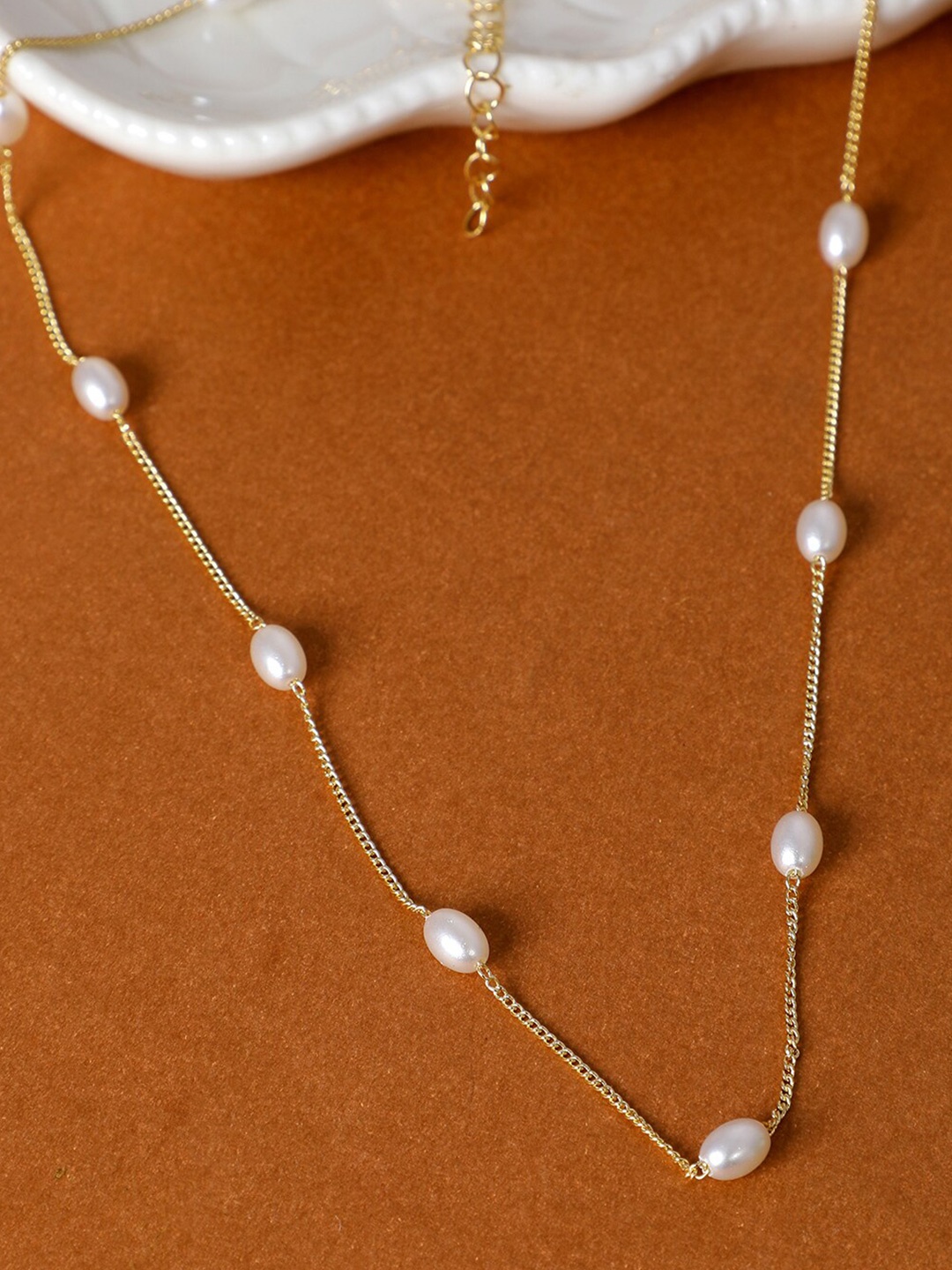 

AQUASTREET Gold-Toned & White Gold-Plated Oval Pearl Necklace